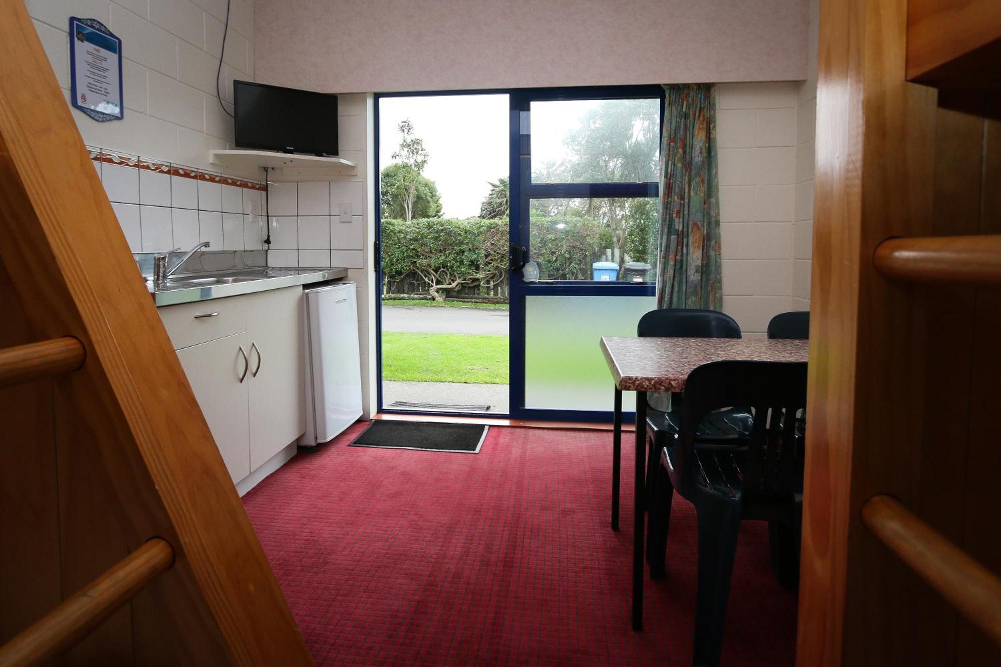 New Plymouth Top 10 Holiday Park Quarto foto