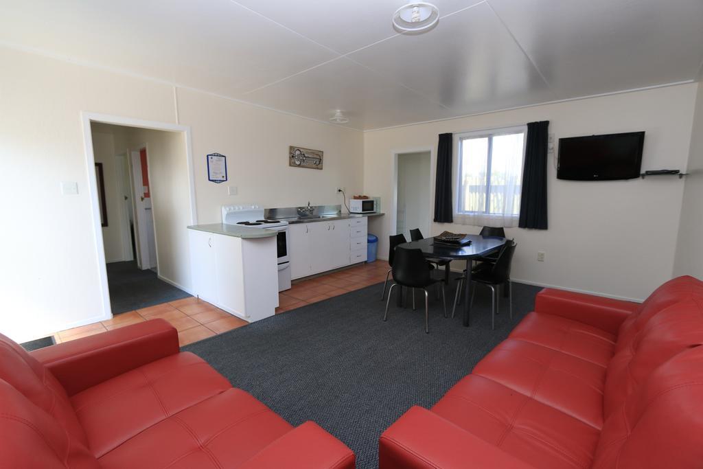 New Plymouth Top 10 Holiday Park Quarto foto